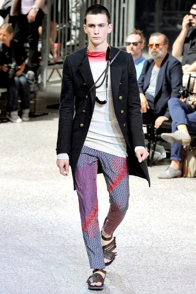Look 39